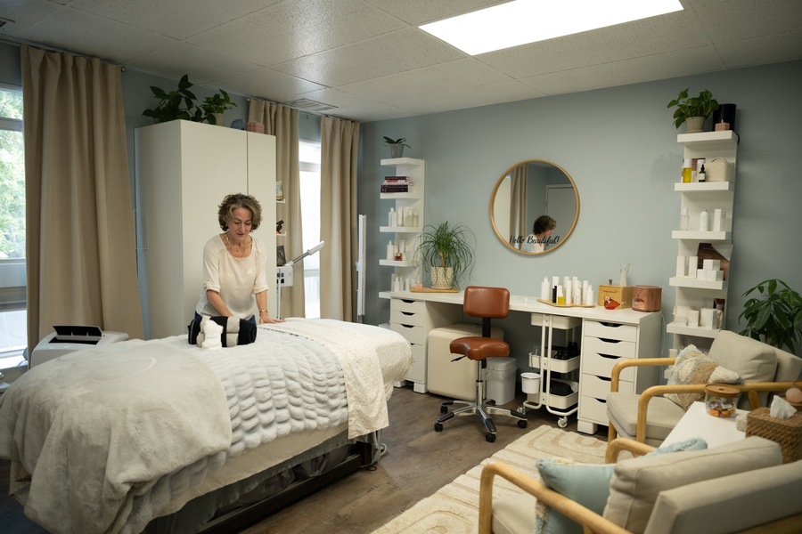 Cover photo of Enchanted Glo Aesthetics + Energy Healing